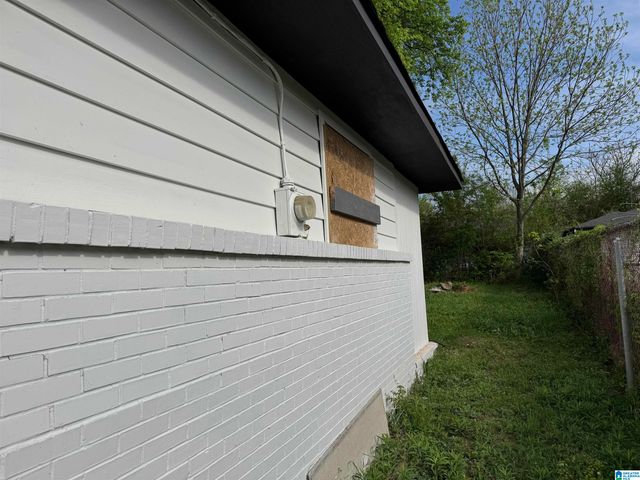 211 BESSEMER AVENUE, Brighton, AL 35020