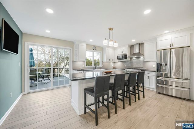 12 Montville Avenue, Montville Township, NJ 07045