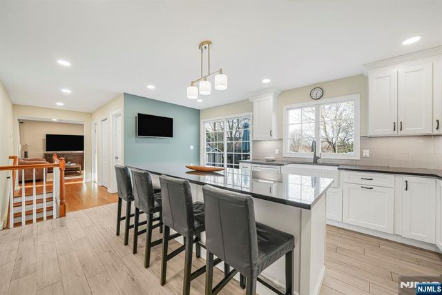 12 Montville Avenue, Montville Township, NJ 07045