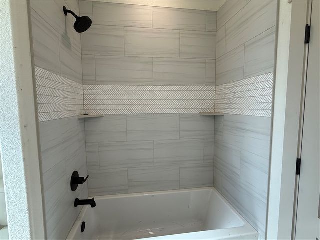 2822 Captain Drive, Bryan, TX 77808