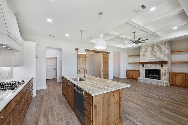 2822 Captain Drive, Bryan, TX 77808