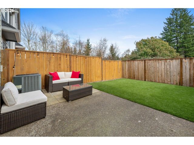 21778 Sw VINTNER Ln, Sherwood, OR 97140