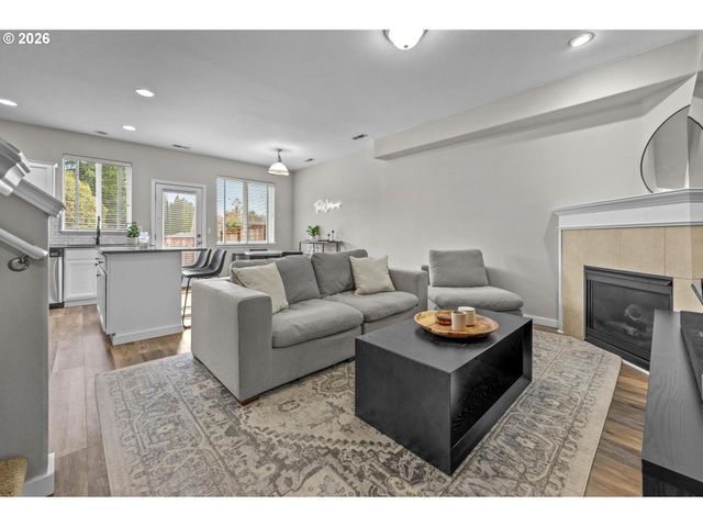 21778 Sw VINTNER Ln, Sherwood, OR 97140