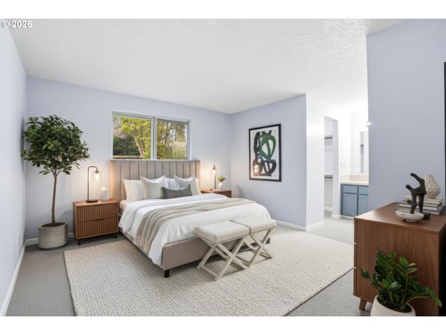 349 Ne 18TH St, Gresham, OR 97030