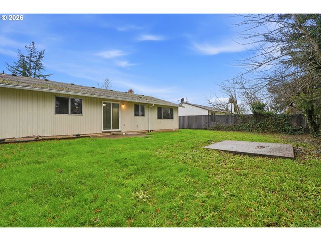 349 Ne 18TH St, Gresham, OR 97030