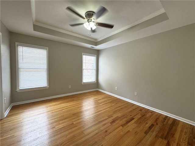 889 Lenox Ct NE, Atlanta, GA 30324