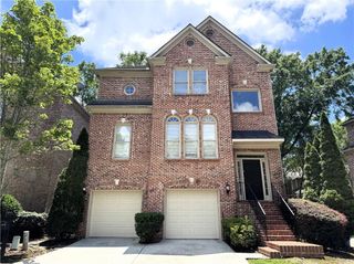 889 Lenox Ct NE, Atlanta, GA 30324