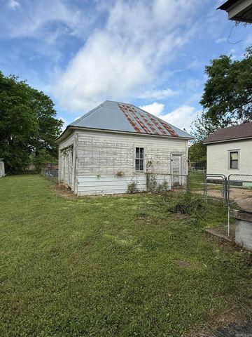 125 N Mercer Street, Mineral Sprs., AR 71851