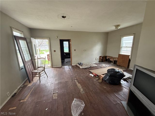 3319 Fulton Road, Cleveland, OH 44109