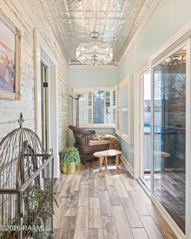 212 Old Market Street, St. Martinville, LA 70582