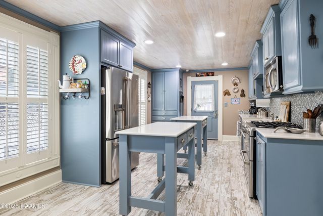 212 Old Market Street, St. Martinville, LA 70582