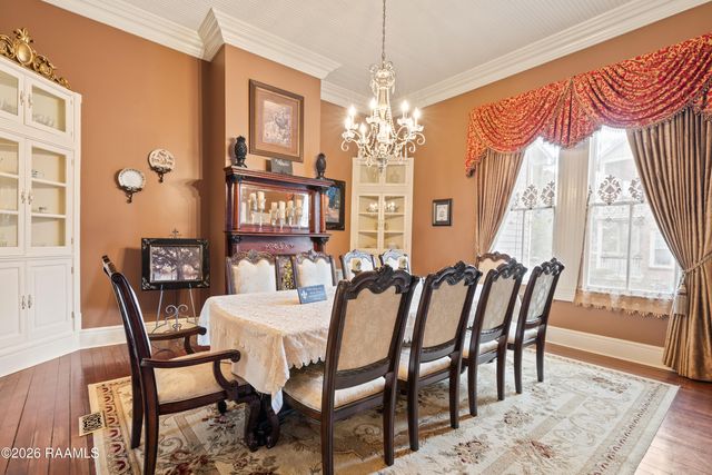 212 Old Market Street, St. Martinville, LA 70582