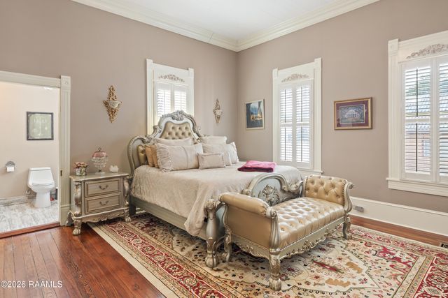 212 Old Market Street, St. Martinville, LA 70582