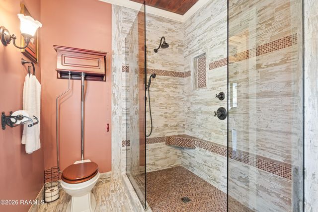 212 Old Market Street, St. Martinville, LA 70582