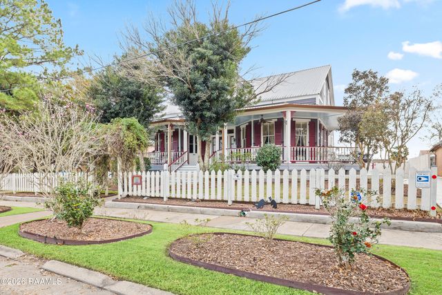 212 Old Market Street, St. Martinville, LA 70582