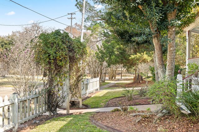 212 Old Market Street, St. Martinville, LA 70582