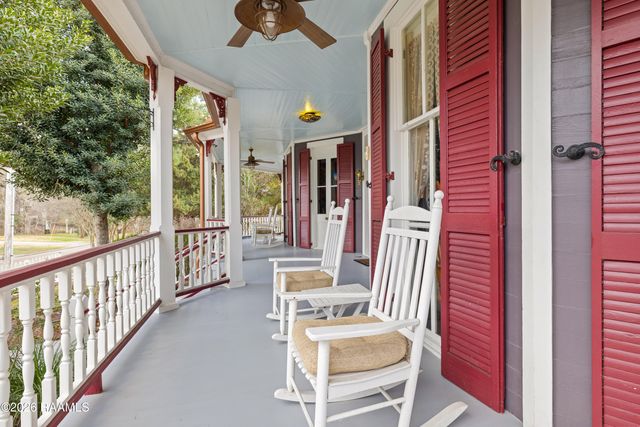 212 Old Market Street, St. Martinville, LA 70582