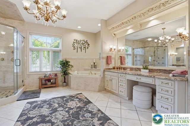 4126 Cambridge Court, Lowhill Twp, PA 18078