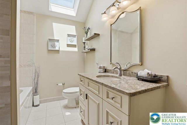 4126 Cambridge Court, Lowhill Twp, PA 18078