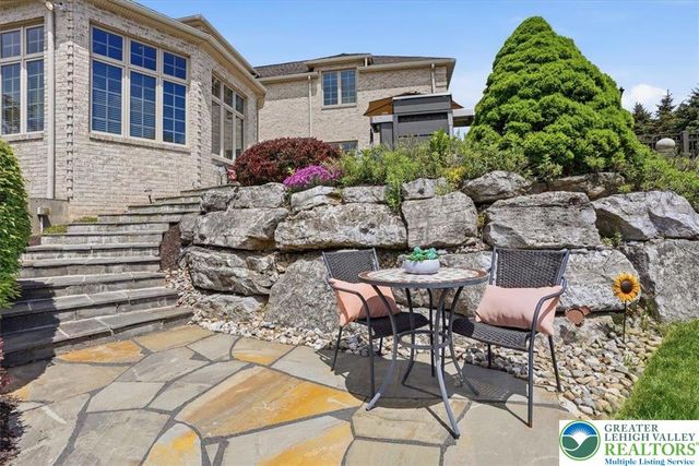 4126 Cambridge Court, Lowhill Twp, PA 18078