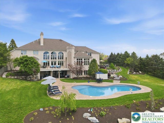 4126 Cambridge Court, Lowhill Twp, PA 18078