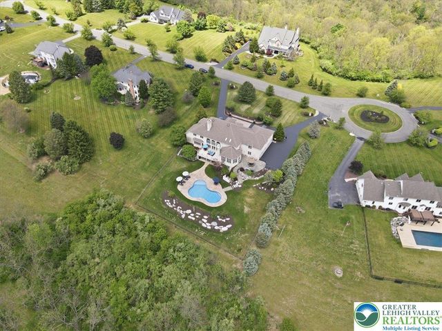4126 Cambridge Court, Lowhill Twp, PA 18078