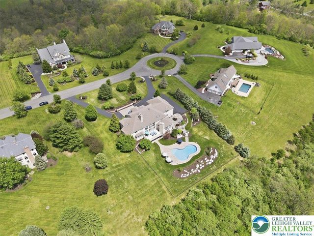 4126 Cambridge Court, Lowhill Twp, PA 18078