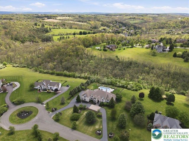 4126 Cambridge Court, Lowhill Twp, PA 18078