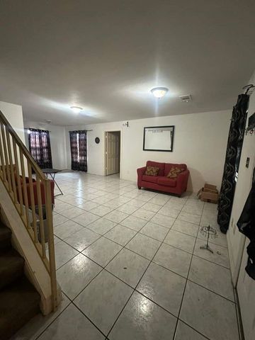8404 Leander Street, Houston, TX 77012