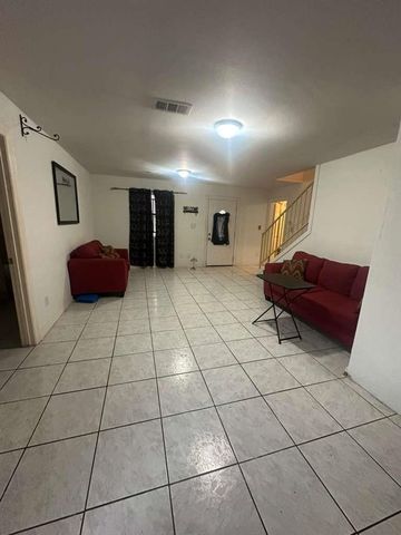 8404 Leander Street, Houston, TX 77012