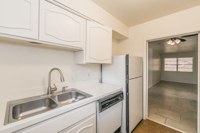 4808 Bryce Avenue 4, Fort Worth, TX 76107