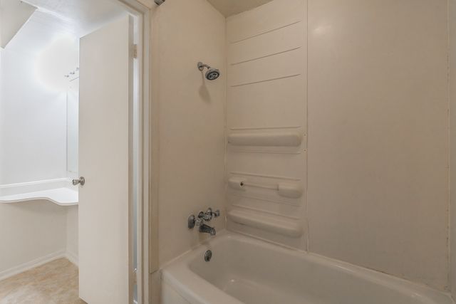 4808 Bryce Avenue 4, Fort Worth, TX 76107