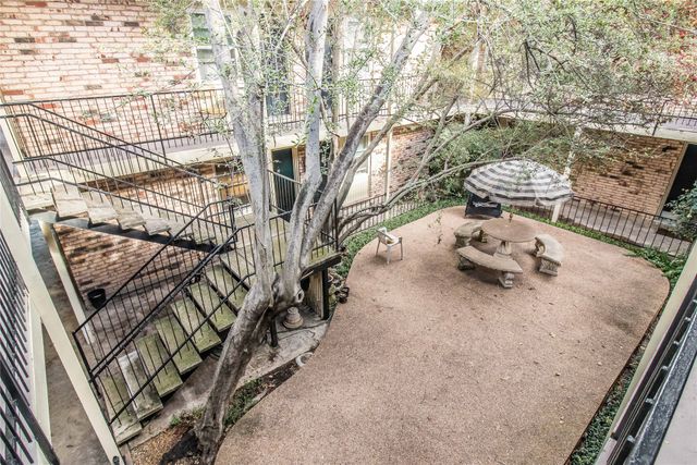 4808 Bryce Avenue 4, Fort Worth, TX 76107