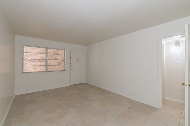 4808 Bryce Avenue 4, Fort Worth, TX 76107