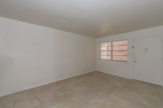 4808 Bryce Avenue 4, Fort Worth, TX 76107