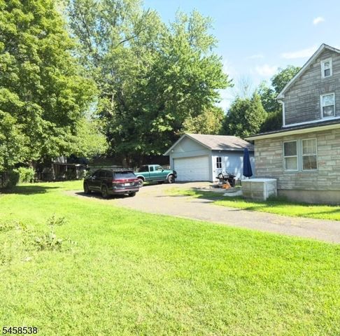704 Franklin Tpke, Allendale Boro, NJ 07401