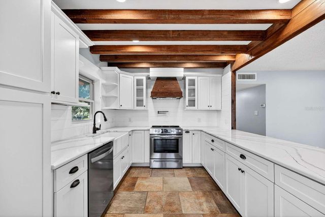 19801 GUNN HIGHWAY, Odessa, FL 33556