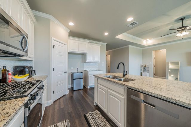 1057 Nighthawk Trail, Alvarado, TX 76009