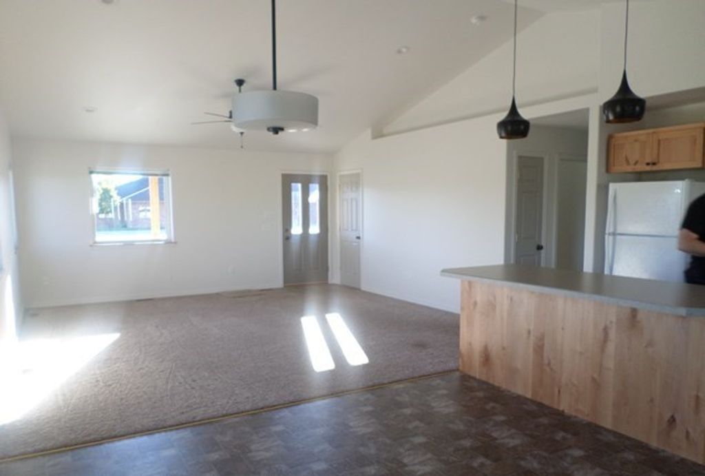 919A Blackburn St, Cody, WY 82414 photo 4