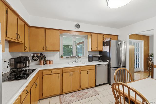 24 Beatty Road, Wappingers Falls, NY 12590