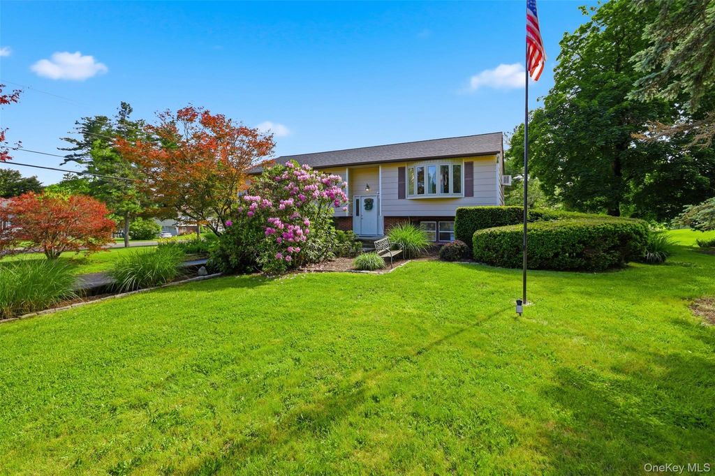 24 Beatty Road, Wappingers Falls, NY 12590