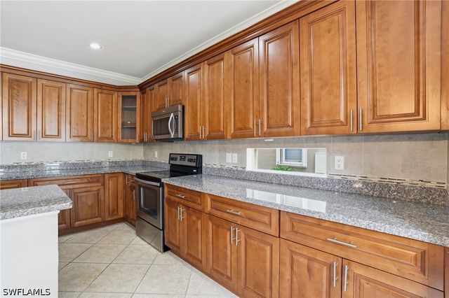 8317 Sumner AVE, Fort Myers, FL 33908