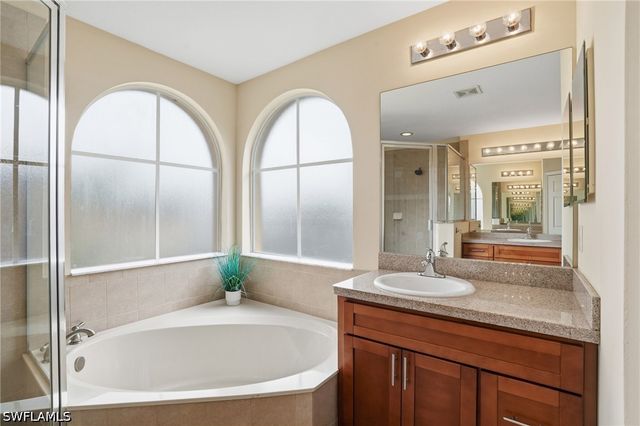 8317 Sumner AVE, Fort Myers, FL 33908