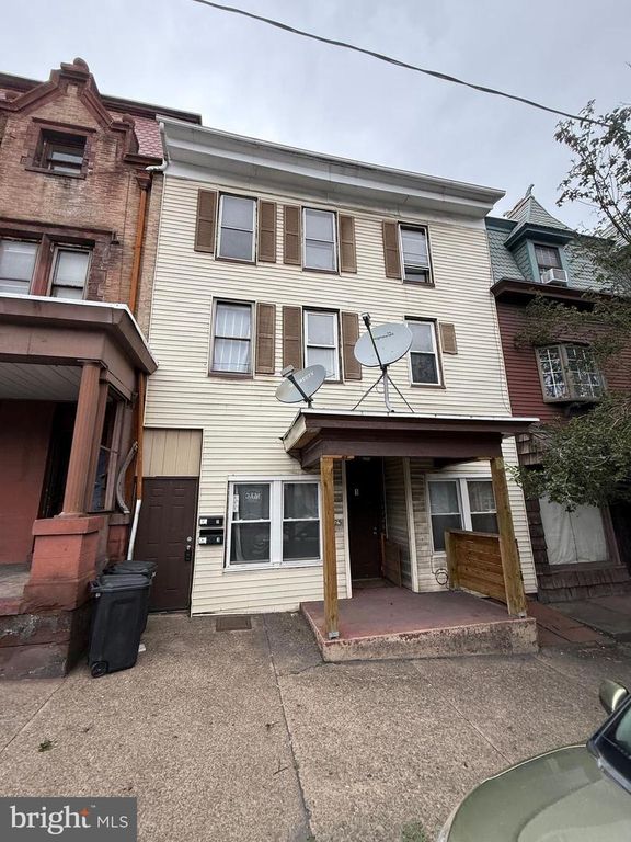 1125 CENTRE ST, Ashland, PA 17921