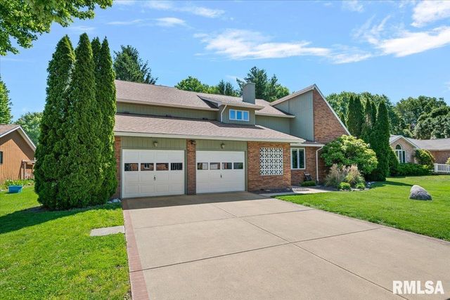 3212 Forsyth Drive, Springfield, IL 62704