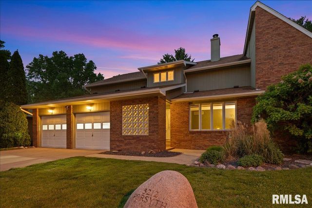 3212 Forsyth Drive, Springfield, IL 62704
