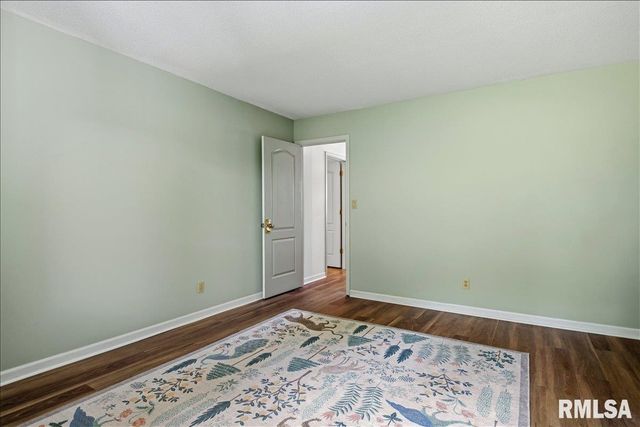 3212 Forsyth Drive, Springfield, IL 62704