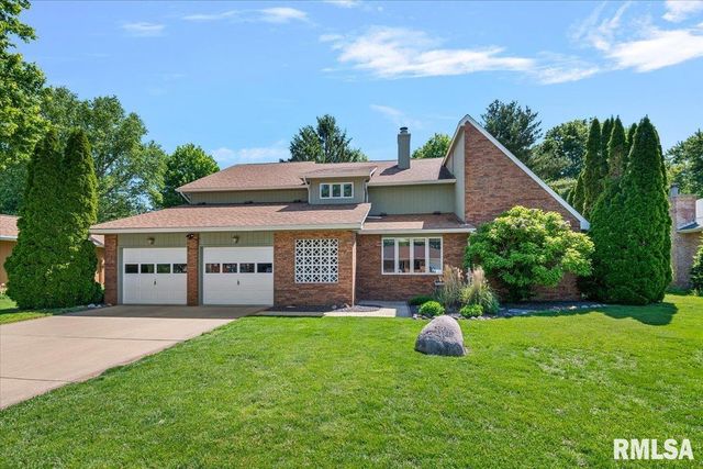 3212 Forsyth Drive, Springfield, IL 62704
