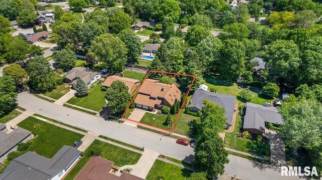 3212 Forsyth Drive, Springfield, IL 62704