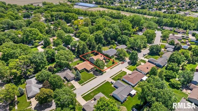 3212 Forsyth Drive, Springfield, IL 62704